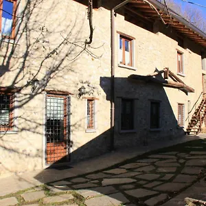 Agriturismo Grassi Lunghi Bauernhof
